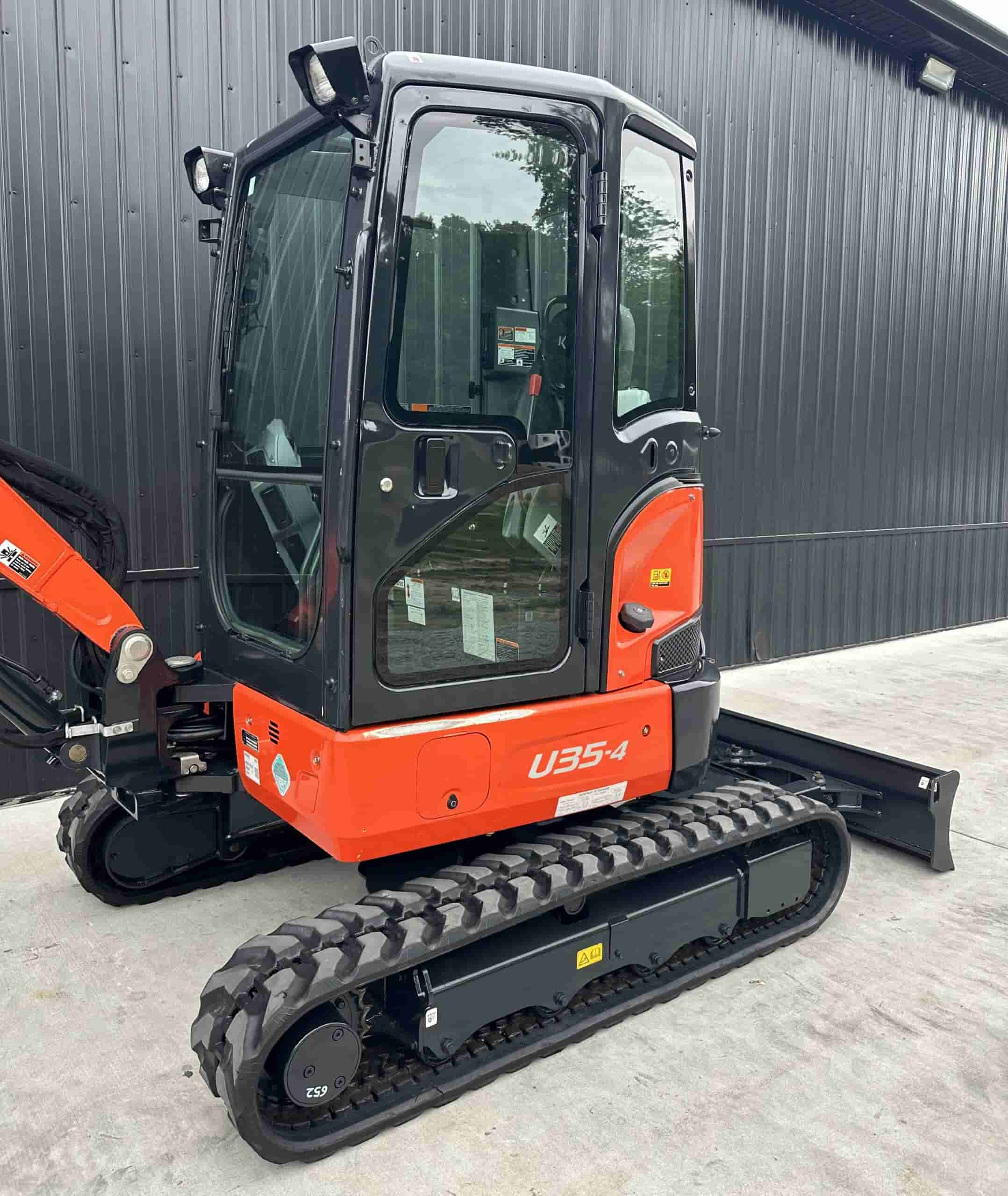 2020 KUBOTA U35-4
